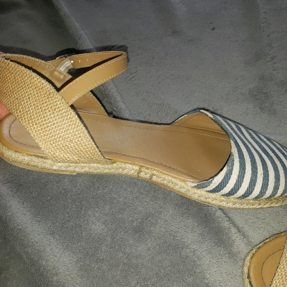 open toe striped sandals